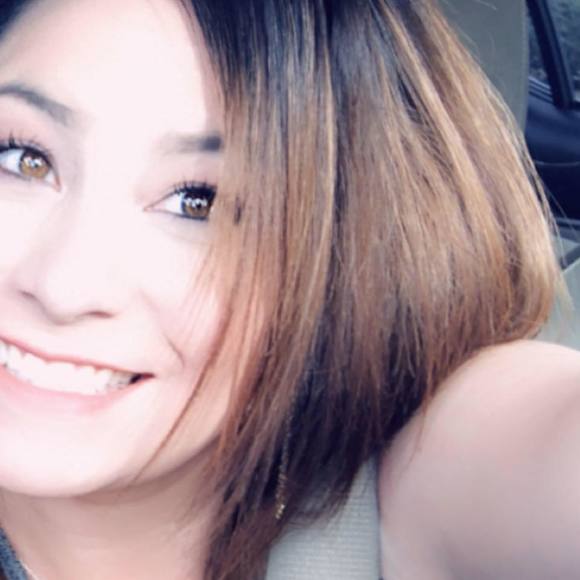 Meet your Posher, Daviina - Picture 1 of 1